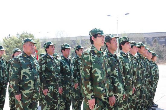 內(nèi)部軍訓(xùn) (7)
